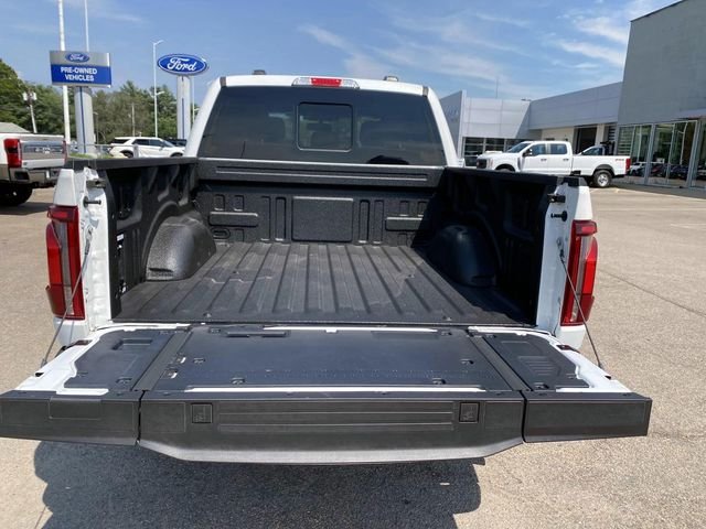 Used 2025 White Ford King Ranch image 7