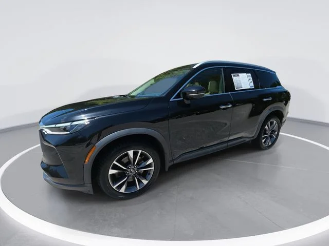 2022 INFINITI QX60 LUXE