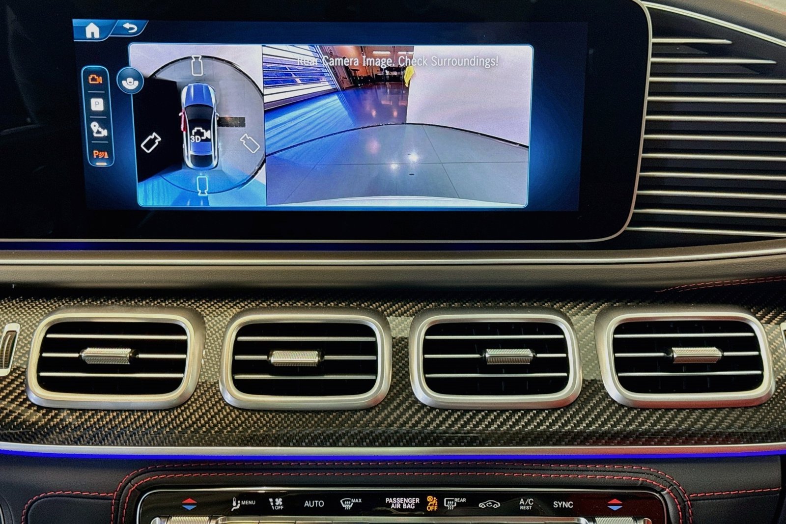 New 2026 MANUFAKTUR Moonlight White Metallic Mercedes-Benz AMG® GLE 53 image 13