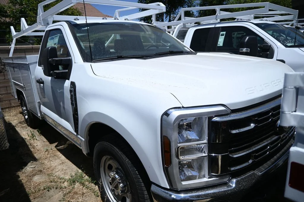 New 2026 White Ford XL image 1