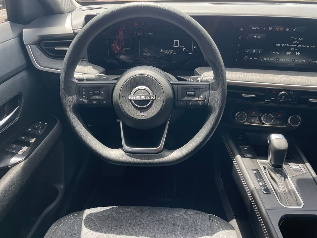 Used 2025 Red Nissan SV image 10