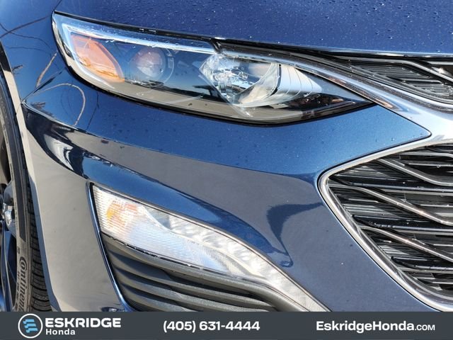 Used 2022 Blue Chevrolet LT image 9