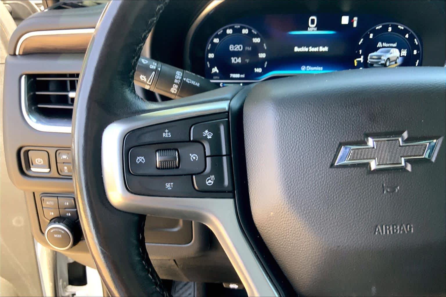 Used 2022 Iridescent Pearl Tricoat Chevrolet Z71 image 24