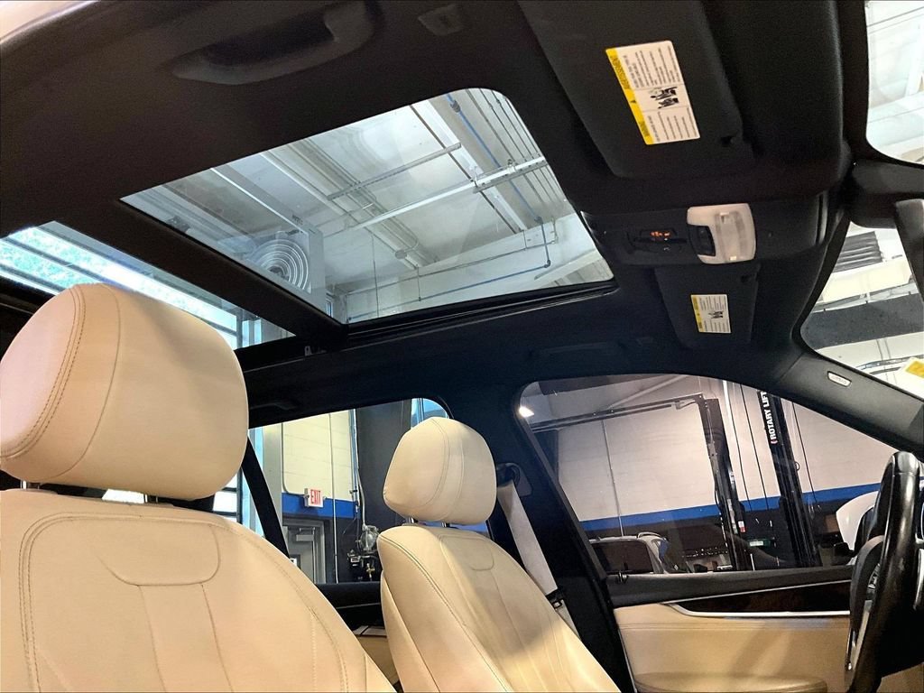 Used 2018 White BMW xDrive35i image 23