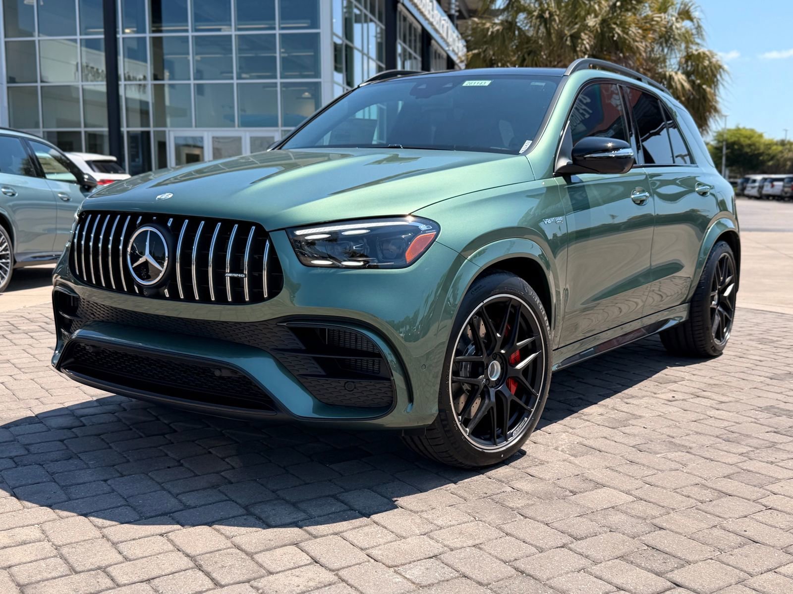 New 2026 MANUFAKTUR Ireland Green Mercedes-Benz GLE 63 S AMG® image 28