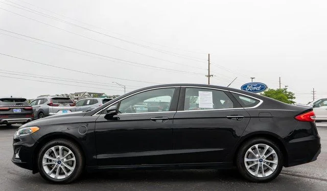 Used 2020 Black Ford Titanium image 9