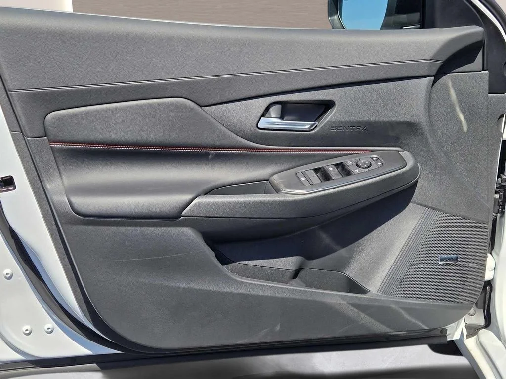 2026 Nissan Sentra SR - Photo 19