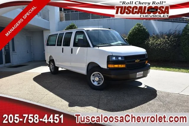 2025 Chevrolet Express Cargo WT