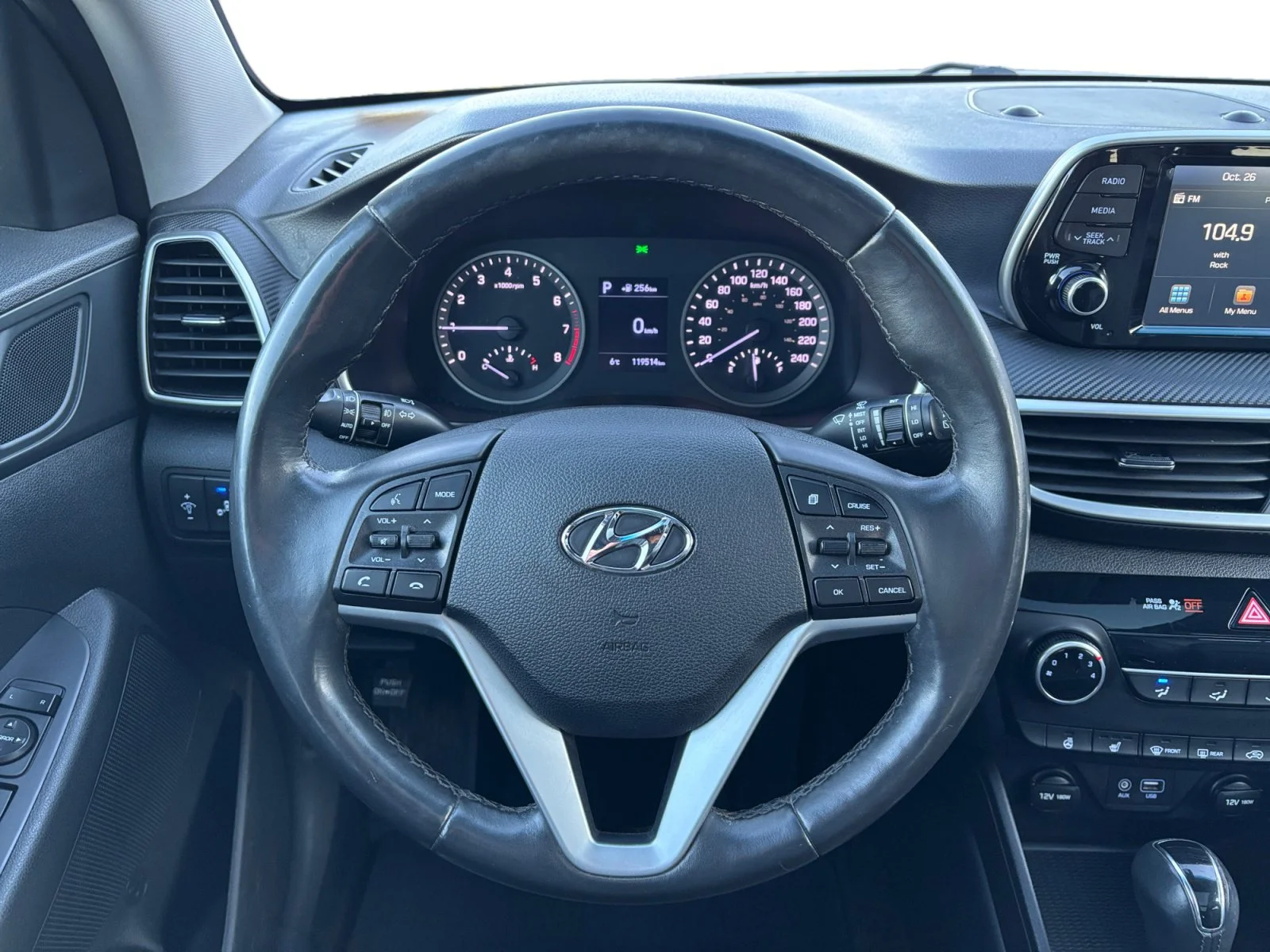 Used 2020 Silver Hyundai Preferred image 13