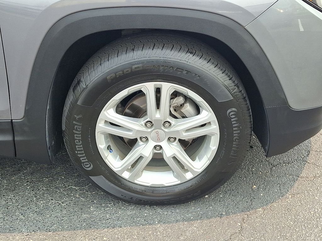 Used 2018 Steel Metallic GMC SLE image 8