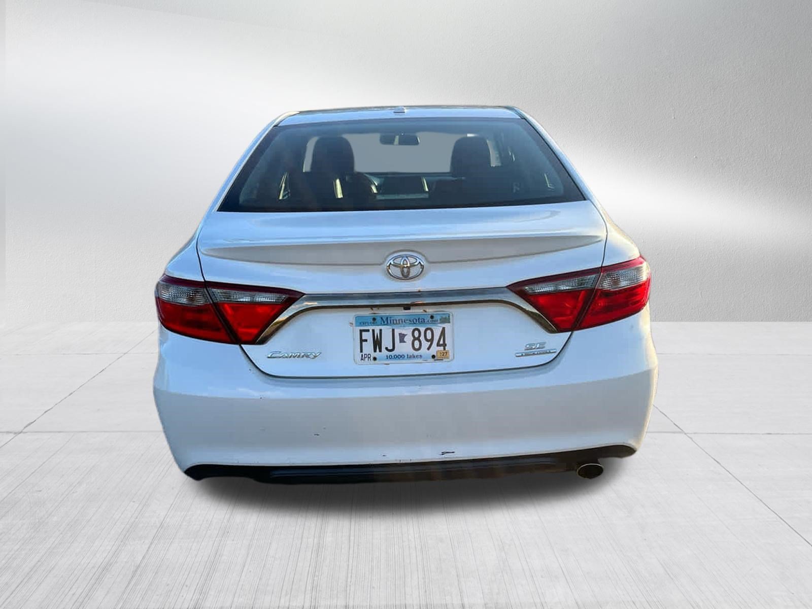 Used 2016 Blizzard Pearl Toyota SE w/Special Edition Pkg image 5