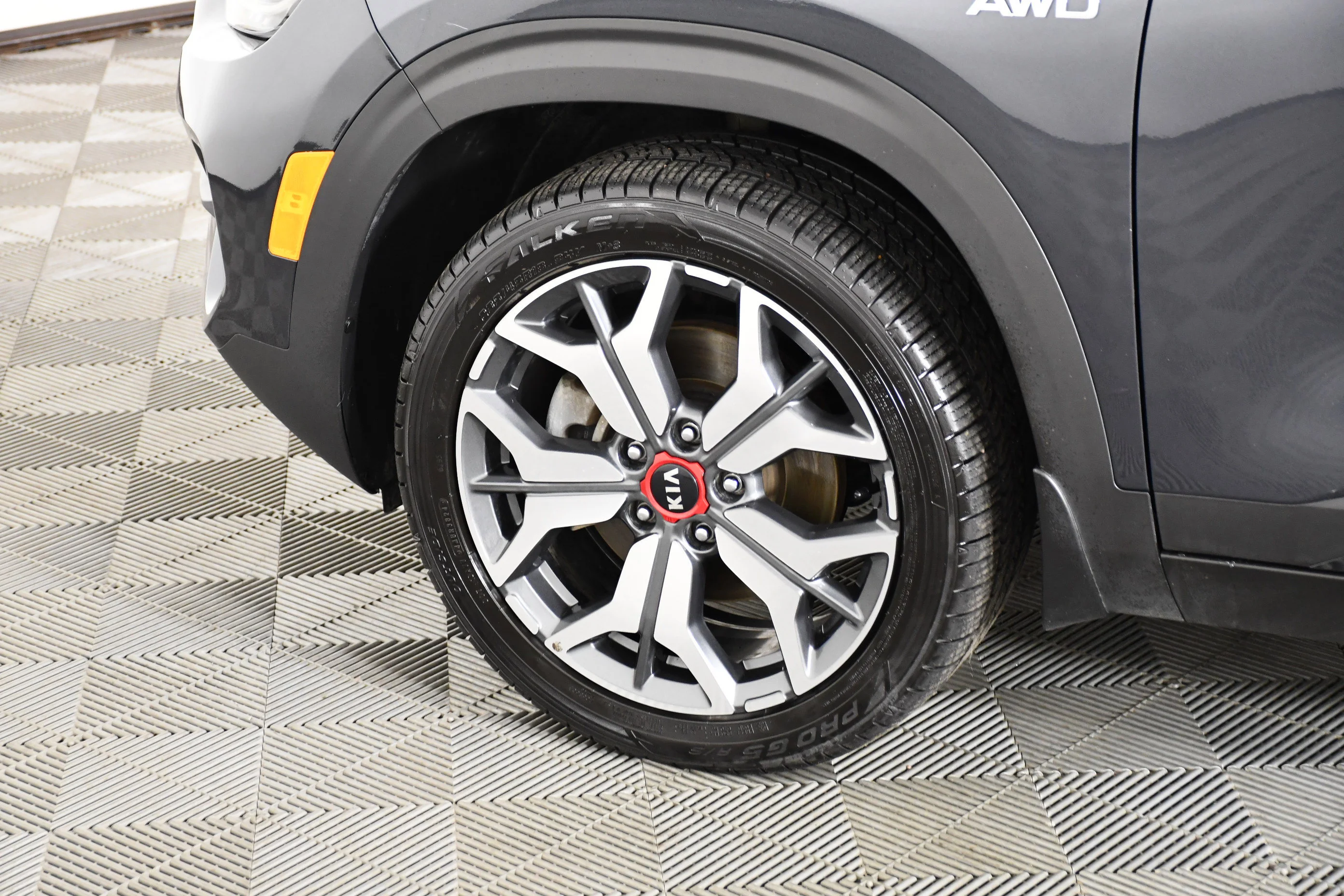 Used 2021 Gravity Gray Kia SX image 52