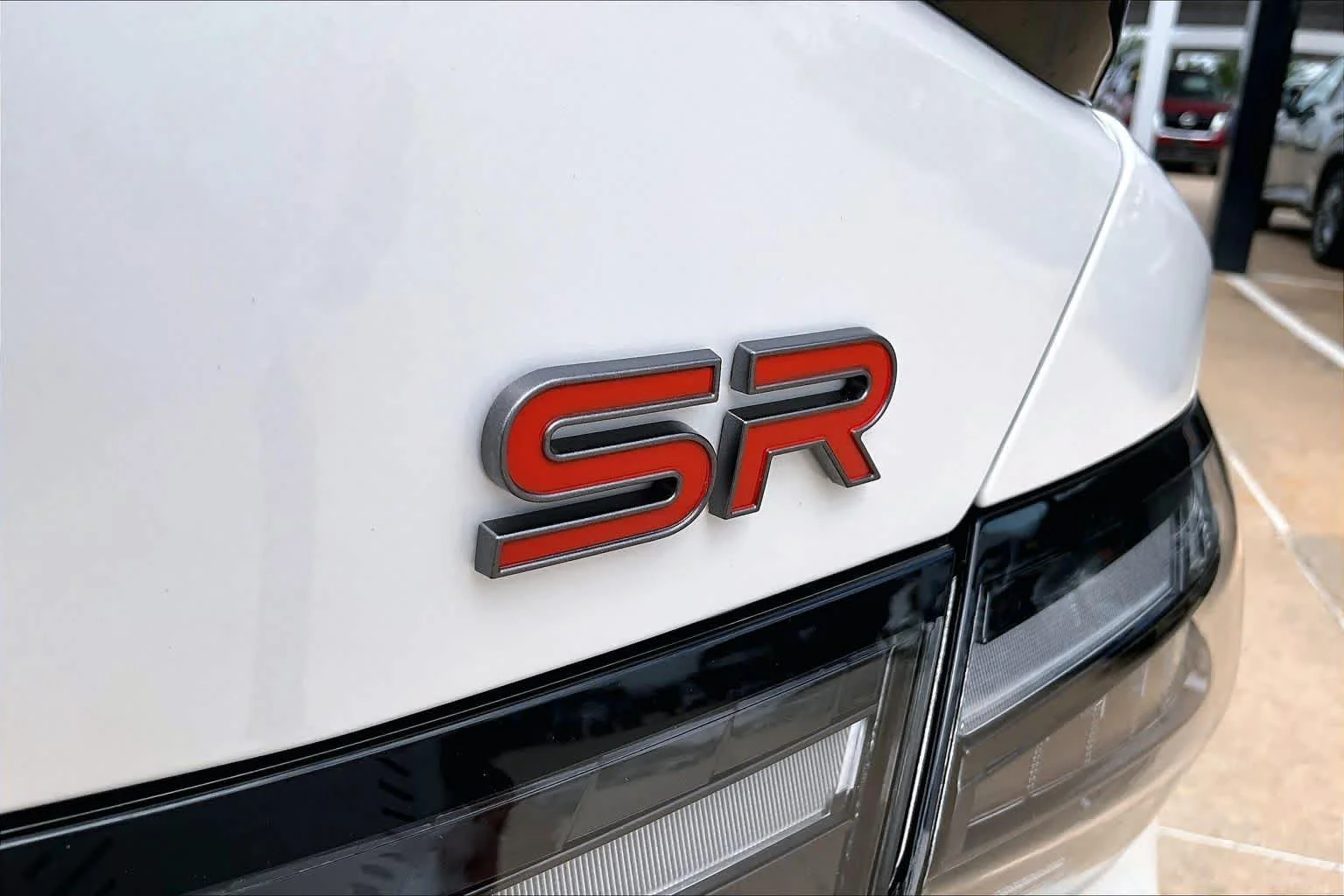 New 2026 Aspen White TriCoat / Super Black Two-tone Nissan SR image 15