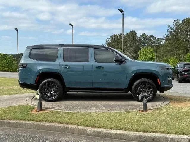 New 2026 Steel Blue Exterior Paint Jeep Grand Wagoneer image 8