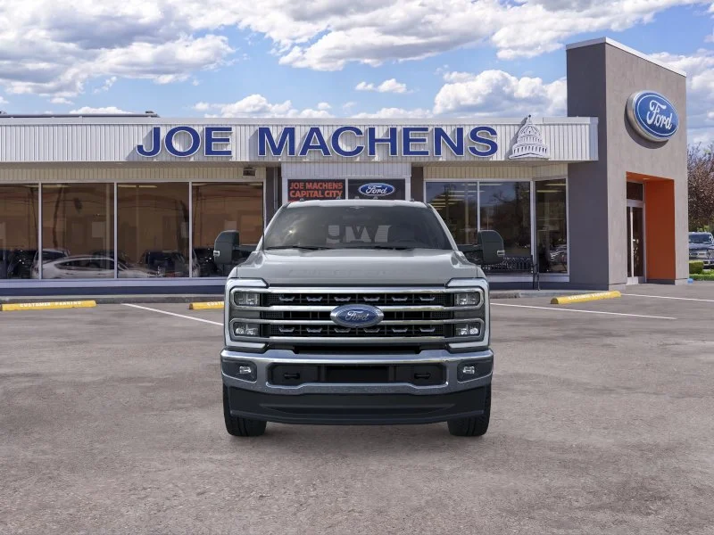 New 2026 Avalanche Ford F-350® XLT image 7