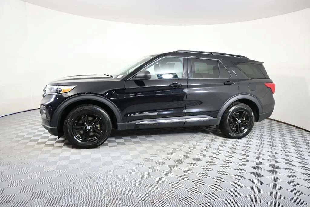 Used 2023 Ford Explorer XLT with VIN 1FMSK8DH3PGA44394 for sale in Forest Lake, Minnesota