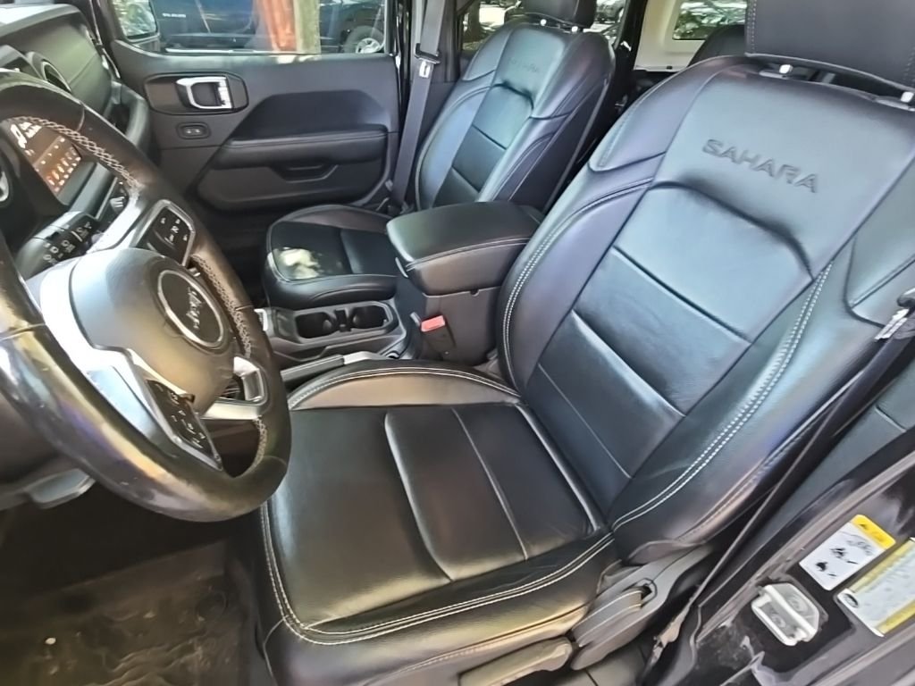 Used 2018 Black Jeep Unlimited Sahara image 12