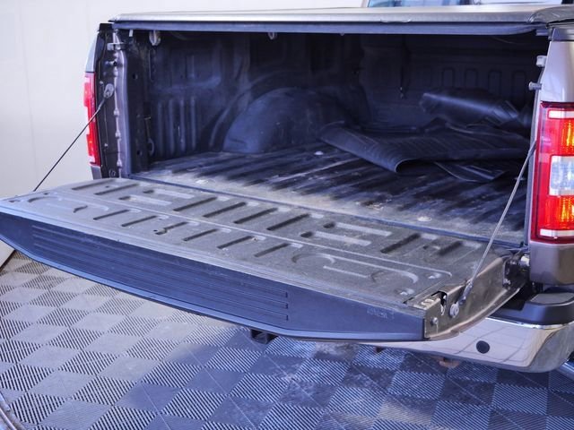 Used 2018 Gray Ford XLT image 13