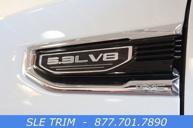 New 2026 Summit White GMC SLE image 10