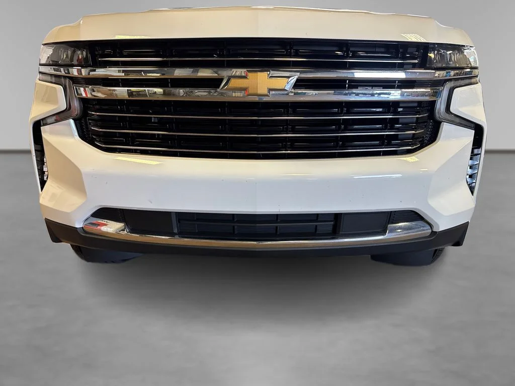 Used 2021 Summit White Chevrolet LT image 12