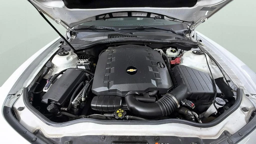 Used 2014 Summit White Chevrolet LT image 34