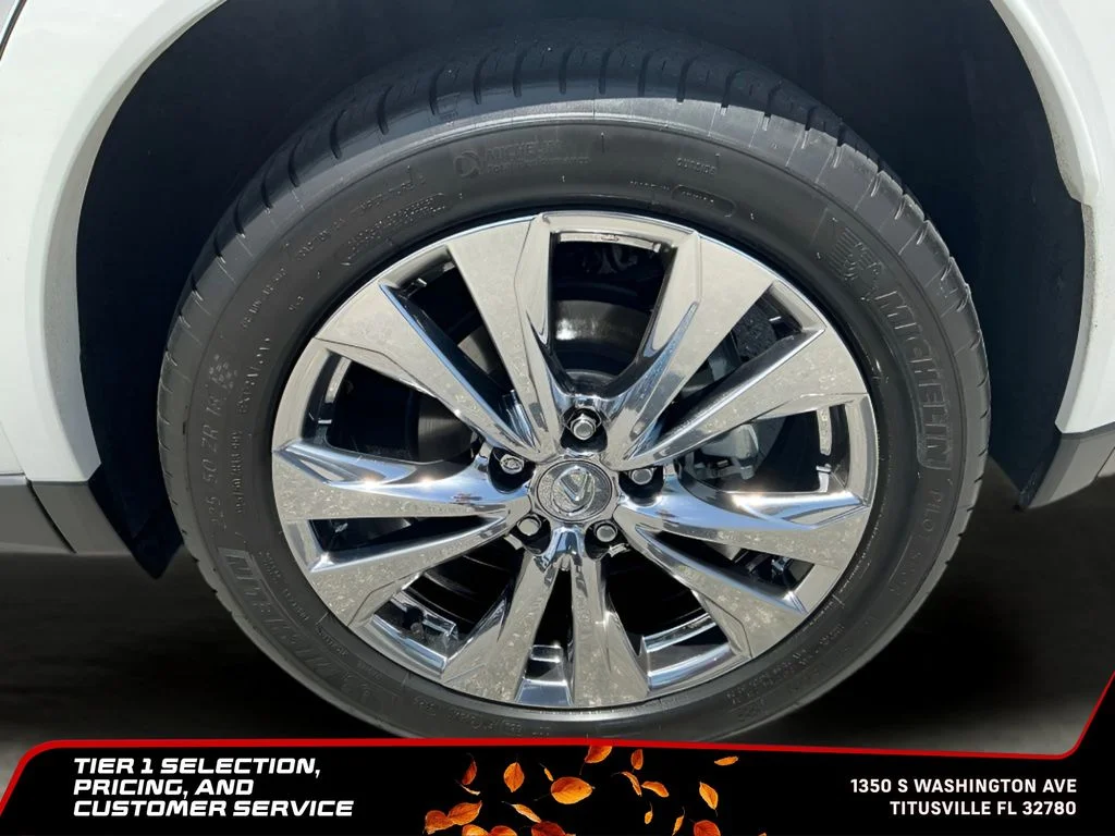 Used 2025 White Lexus 300h Premium image 42