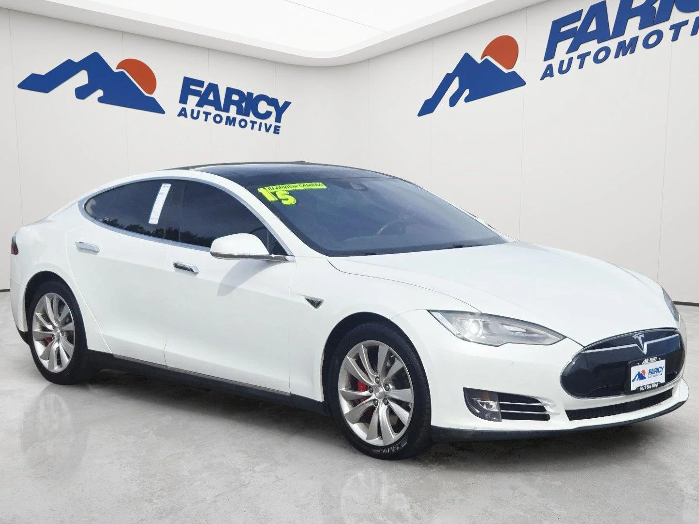 Used 2015 White Tesla P85D image 3