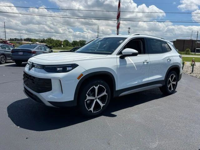New 2026 White Volkswagen 2.0T SE image 3
