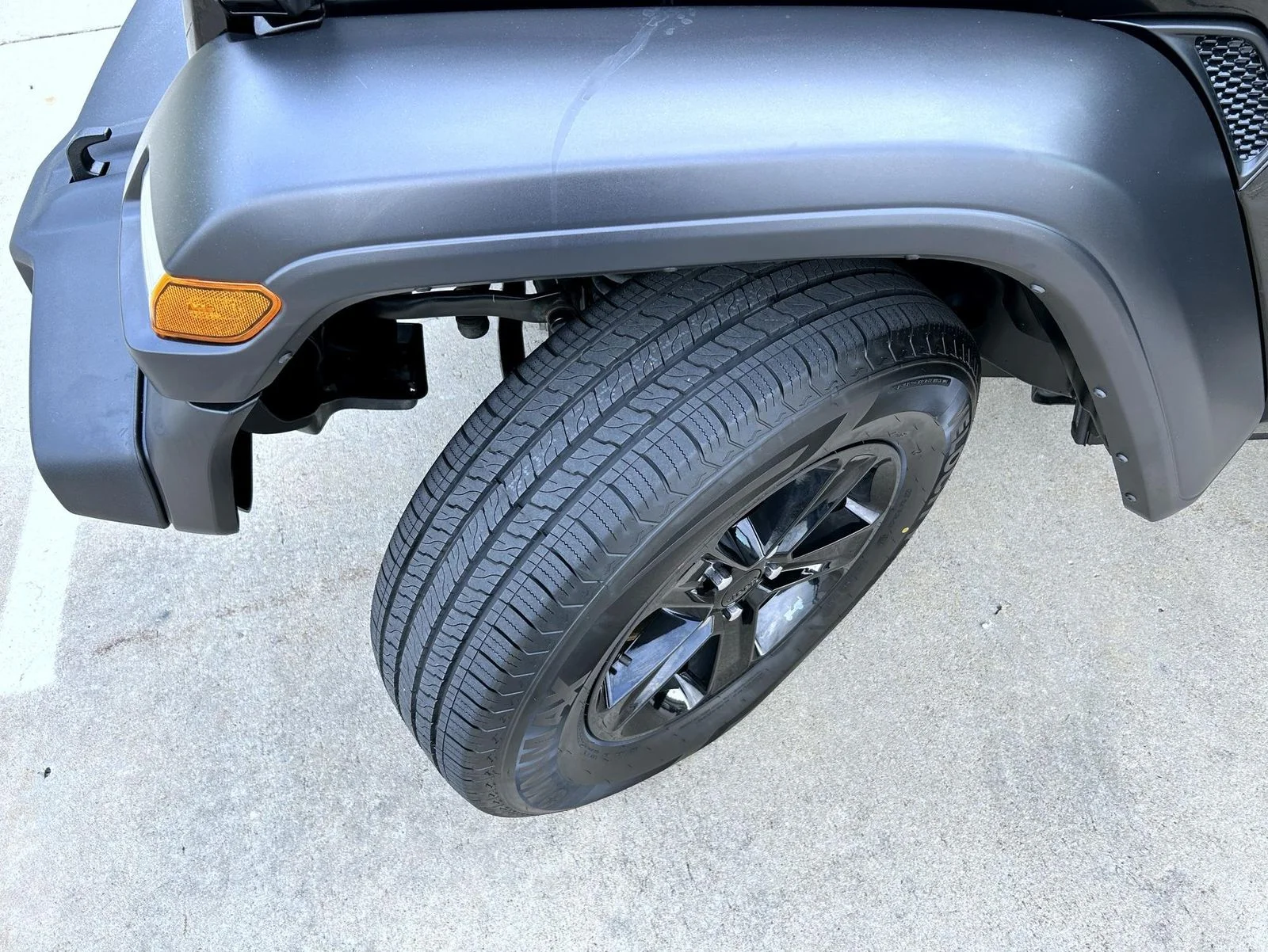 Used 2022 Black Jeep Unlimited Sport Altitude image 23
