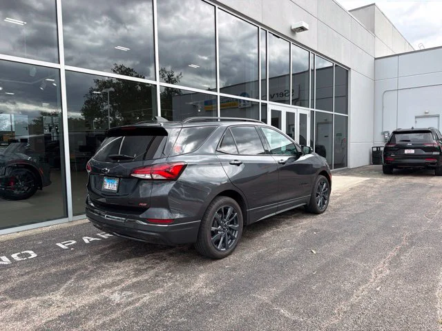 Used 2022 Gray Chevrolet RS image 3