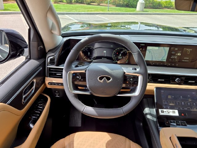 New 2027 Black Obsidian INFINITI Luxe 4WD image 10