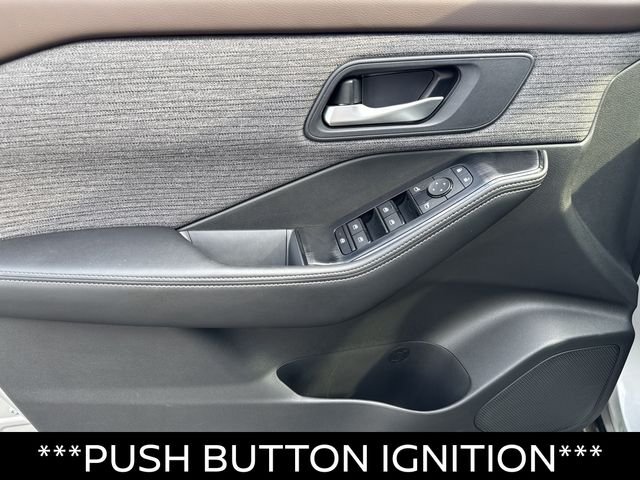 Certified Used 2023 Silver Nissan SV image 10