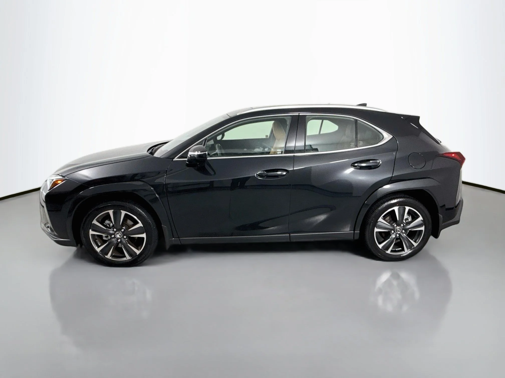 Certified Used 2026 CAVIAR Lexus 300h Premium image 4