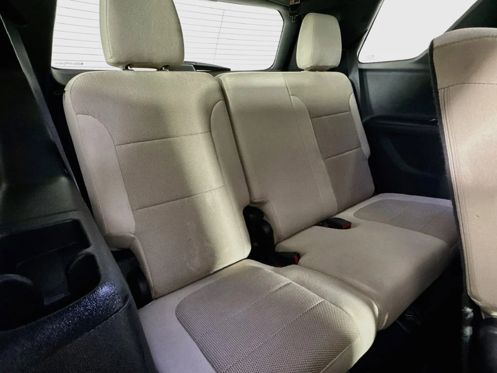 Used 2023 Black Chevrolet LS image 31