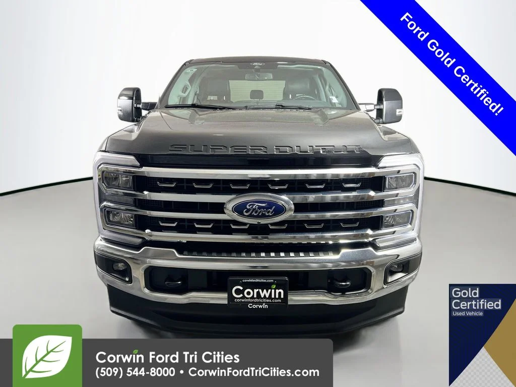 Certified Used 2025 Agate Black Metallic Ford Lariat image 4