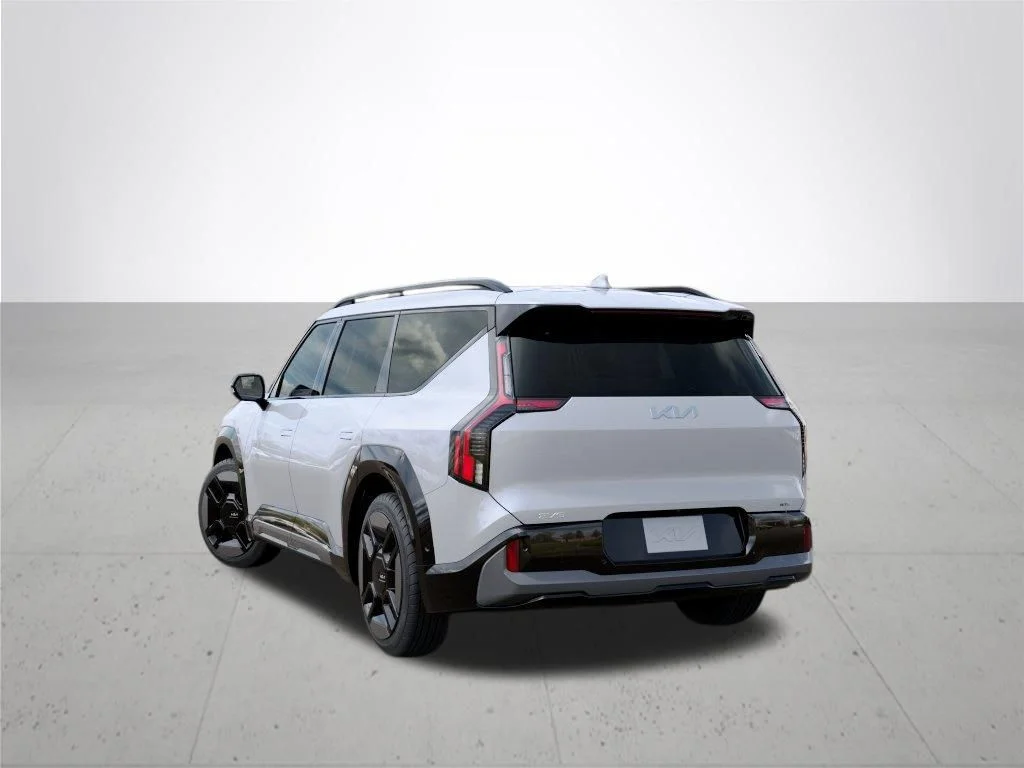 New 2026 Glacial White Pearl Kia GT-Line AWD image 4