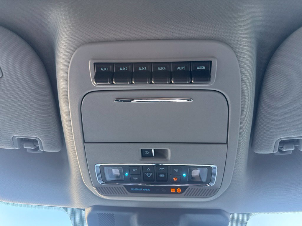 New 2027 White Ford Lariat image 29