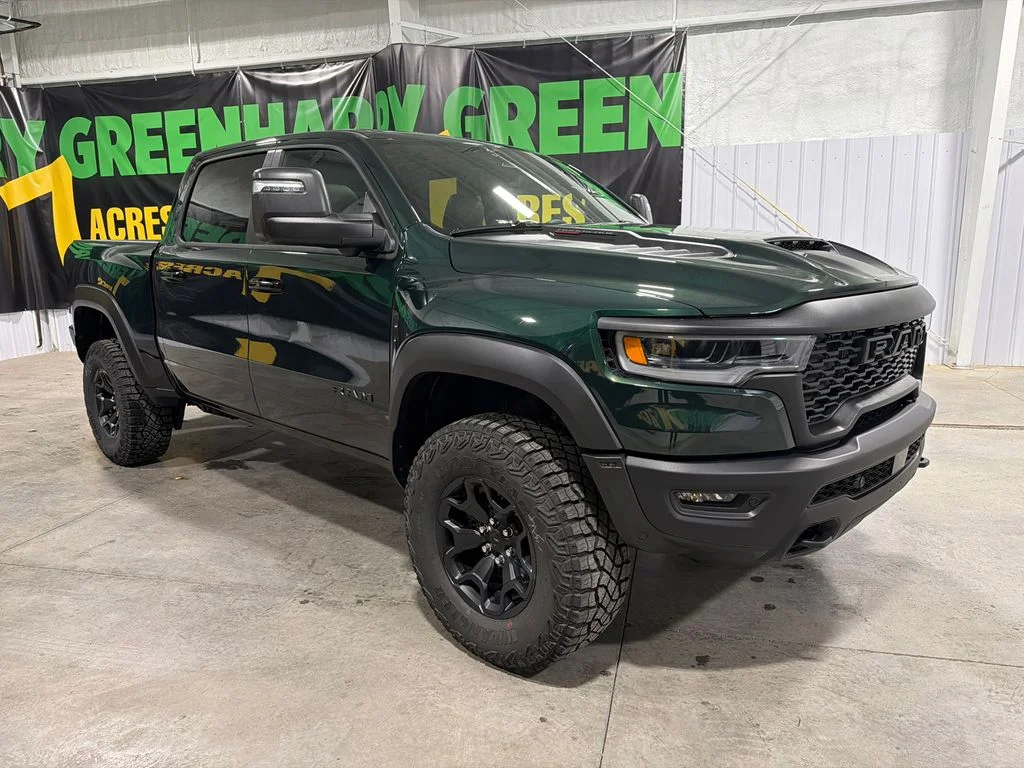 New 2026 Serrano-Green Metallic Exterior Paint RAM RHO image 2