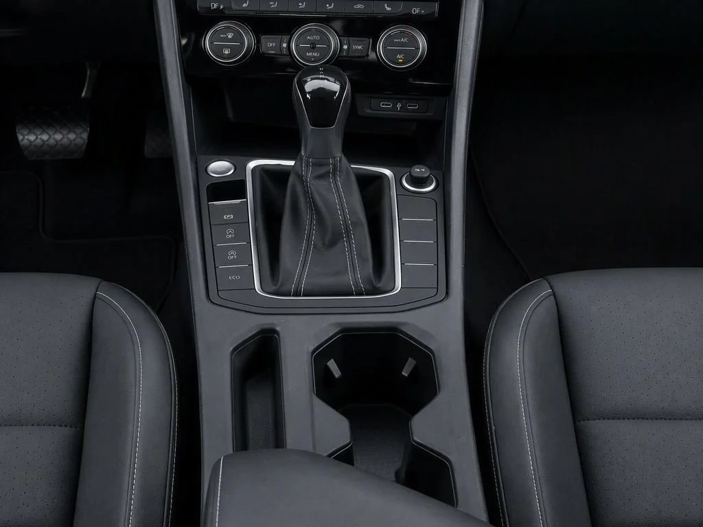 2024 Volkswagen Jetta SE - Photo 26