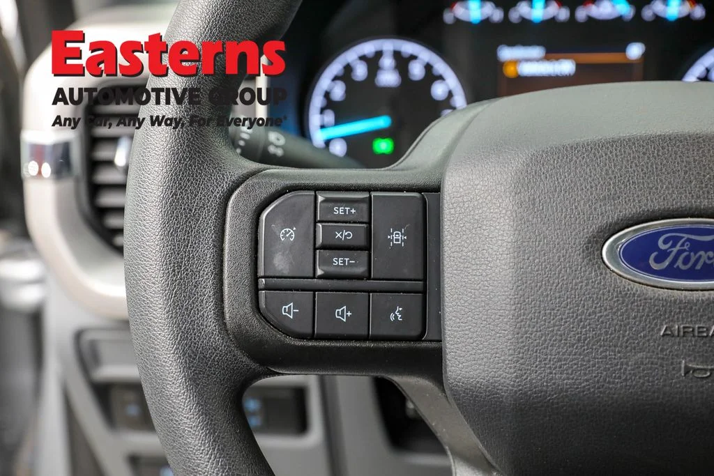 Used 2023 Silver Ford XLT image 15