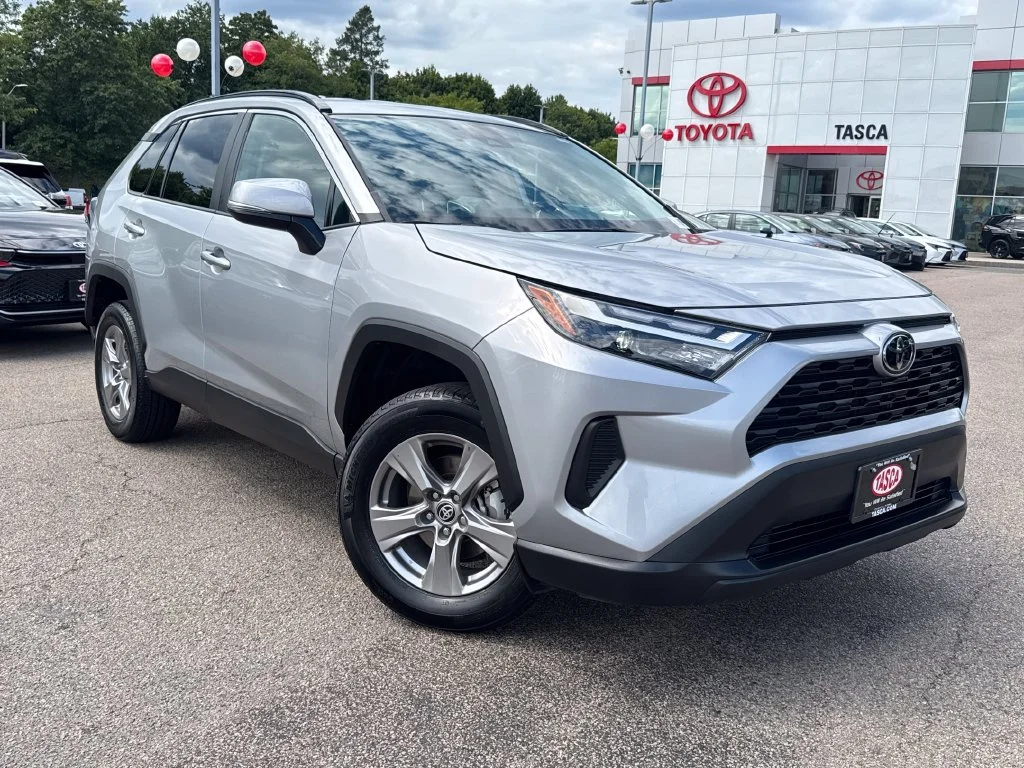 Used 2025 Silver Toyota XLE image 1