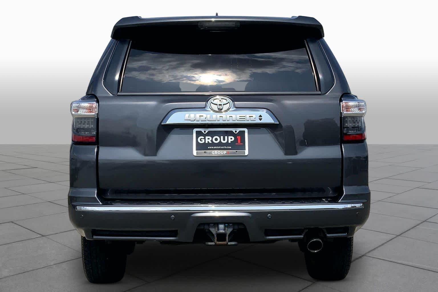 Used 2019 Magnetic Gray Metallic Toyota Limited image 9