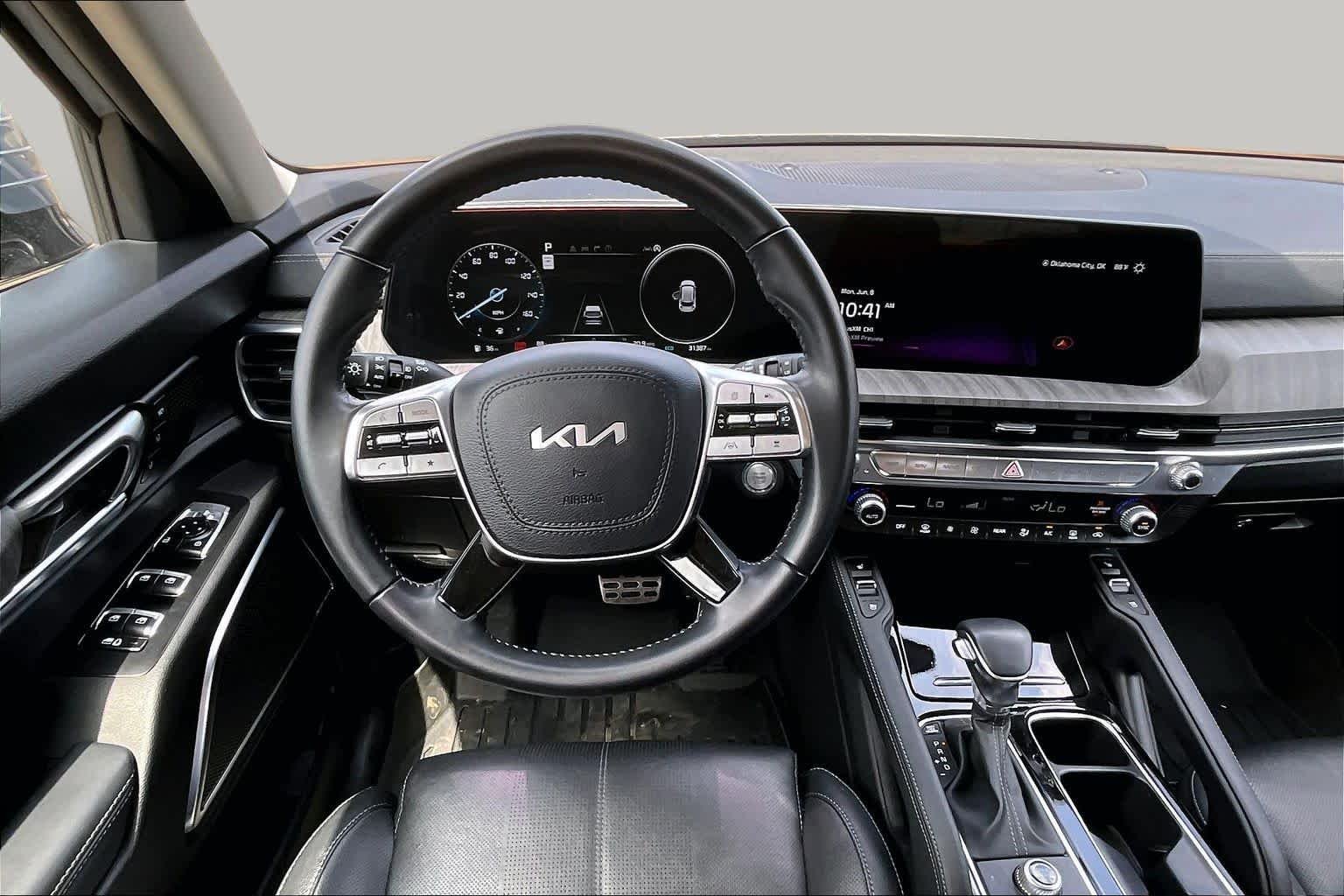 Used 2024 Everlasting Silver Kia SX image 10
