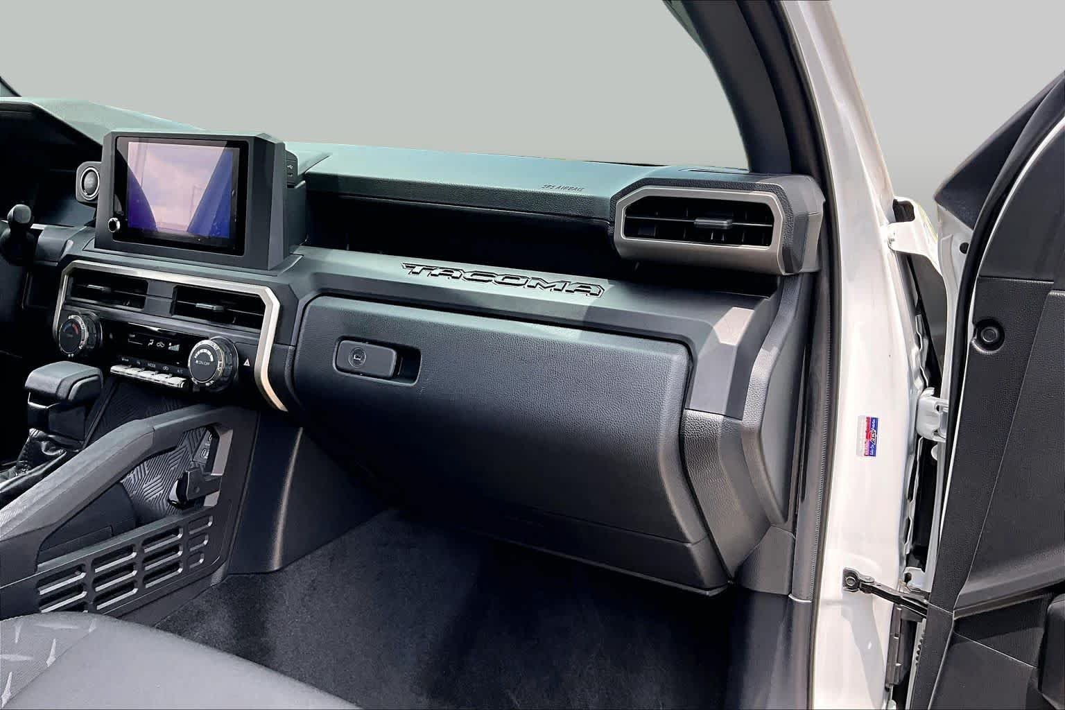 Used 2025 Ice Cap Toyota SR image 17