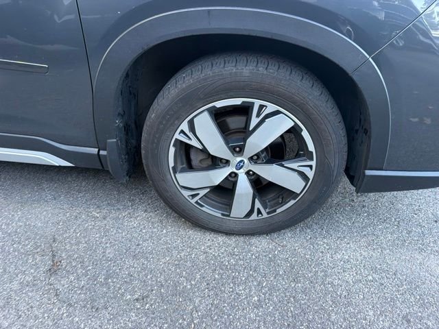 Used 2020 Magnetite Gray Metallic Subaru Touring image 3