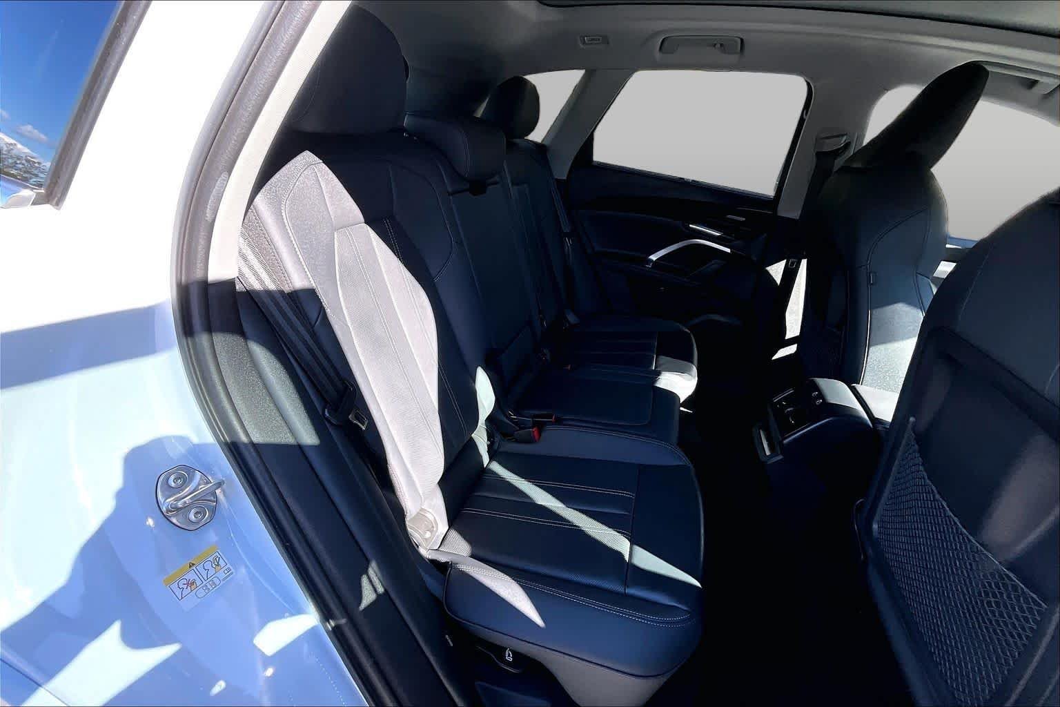 Used 2025 Glacier White Metallic Audi Premium Plus image 20