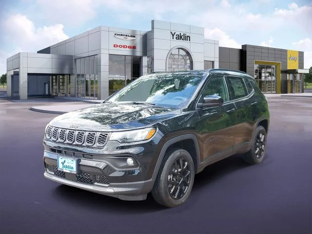 New 2026 Diamond Black Crystal Pearl-Coat Exterior Paint Jeep Latitude image 2