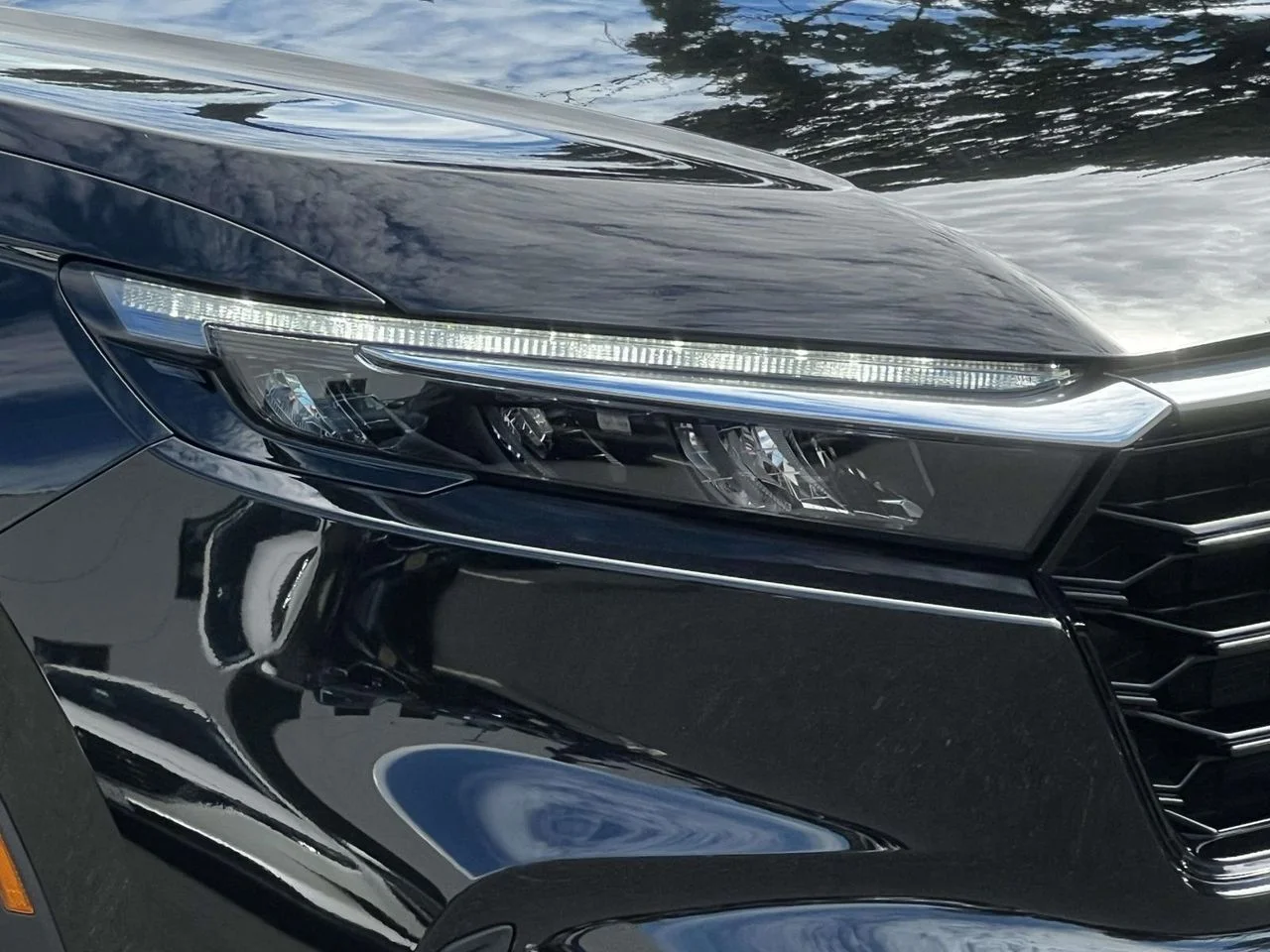 Used 2024 Crystal Black Pearl Honda EX-L AWD image 15