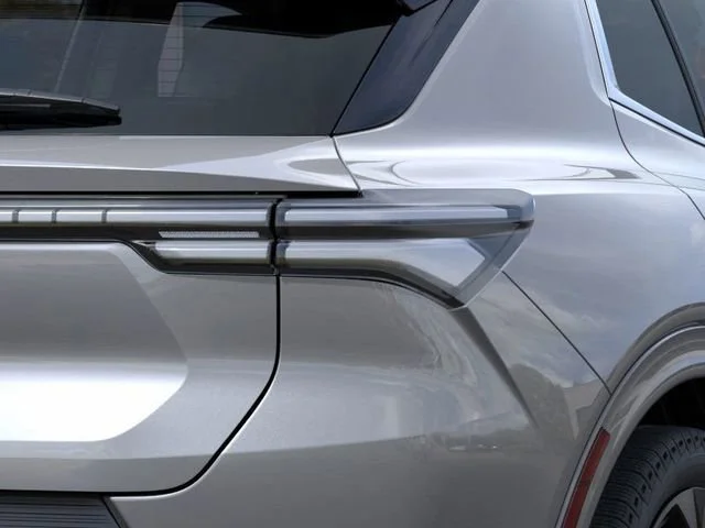 2025 Chevrolet Equinox EV LT - Photo 11