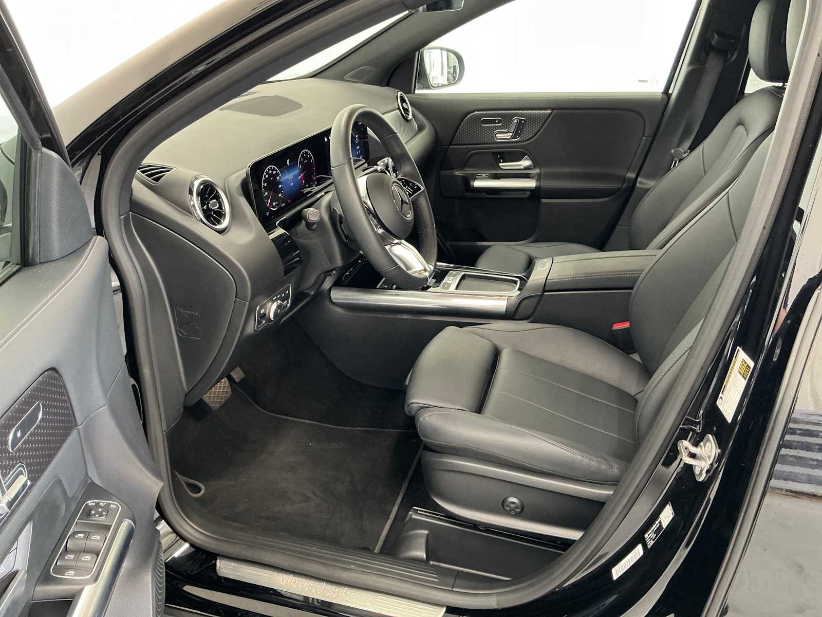 Certified Used 2026 Night Black Mercedes-Benz GLA 250 image 10